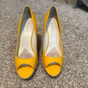 Aldo Bright Yellow Peep Toe Heels
